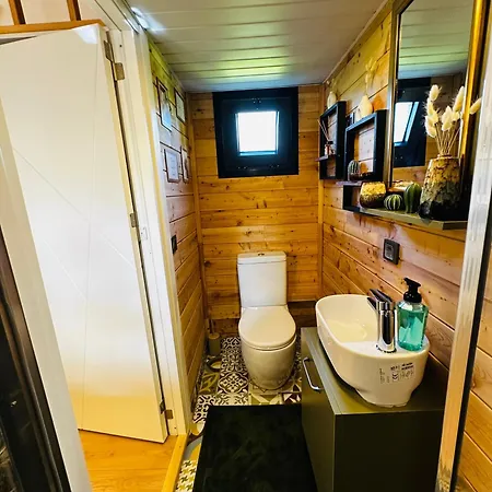 Yucca Tiny House Campsite